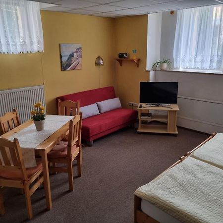 Gaestezimmer Kaempfe 魏玛 外观 照片
